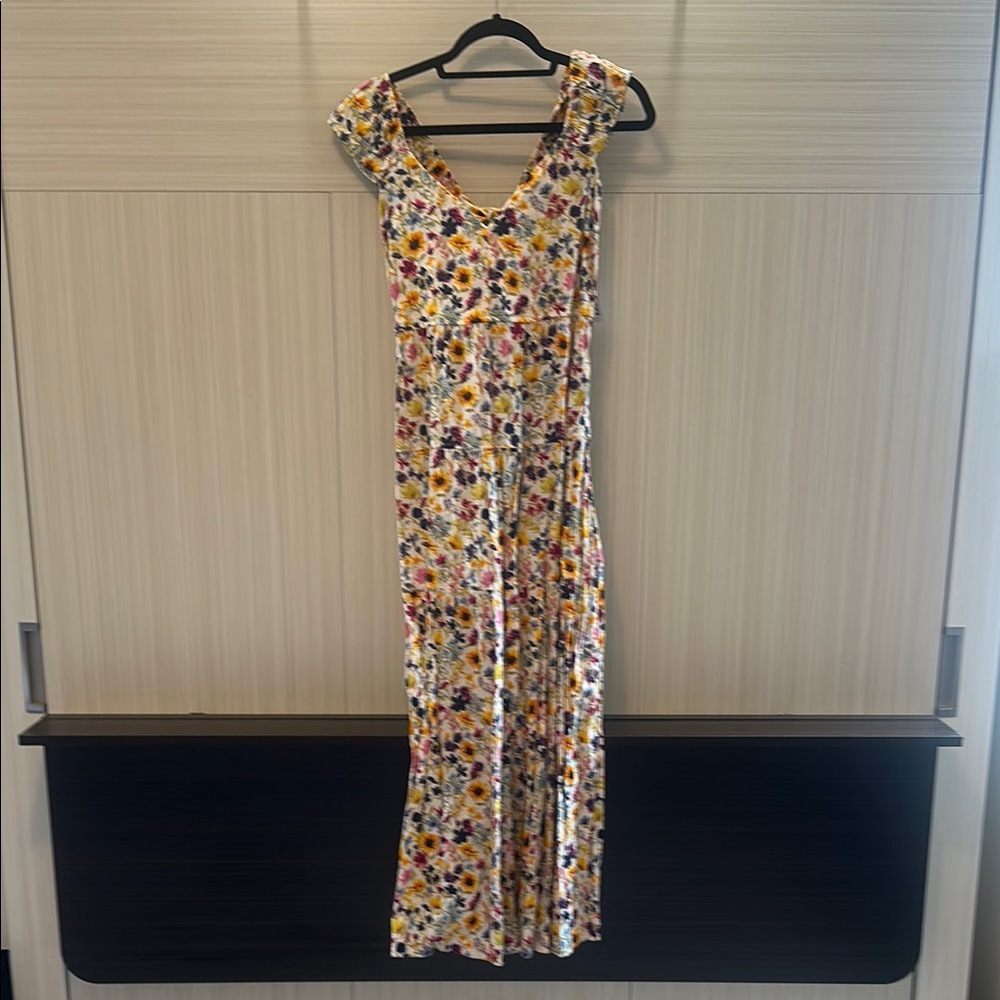 Floral Sleeveless Maxi Dress